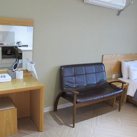 Lium Spa Hostel Yeosu Esterno foto