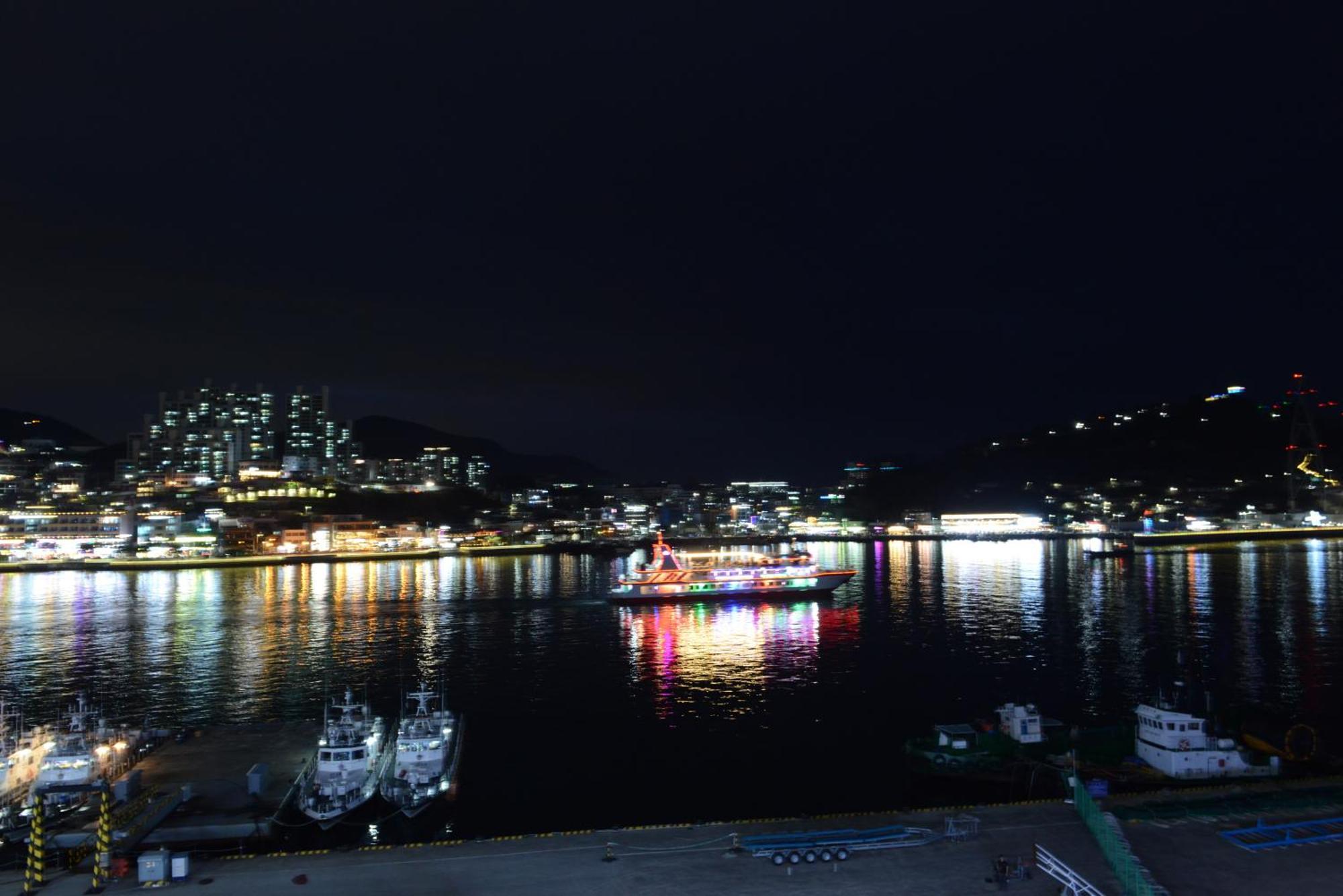 Lium Spa Hostel Yeosu Esterno foto