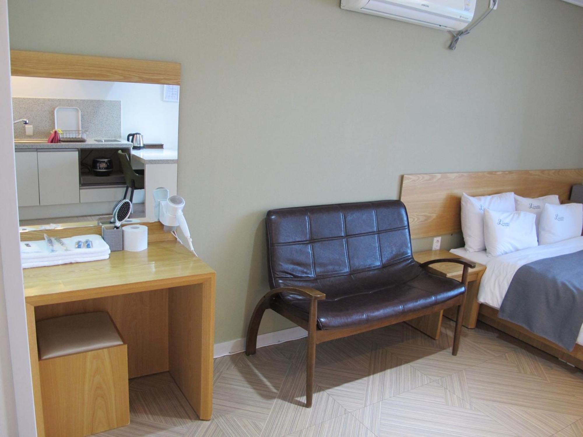 Lium Spa Hostel Yeosu Esterno foto