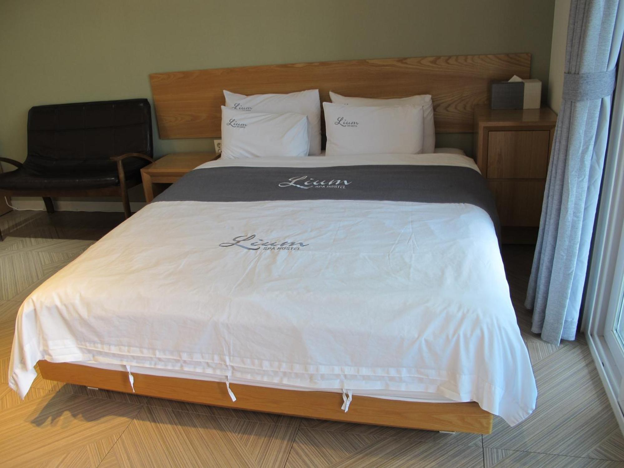 Lium Spa Hostel Yeosu Esterno foto