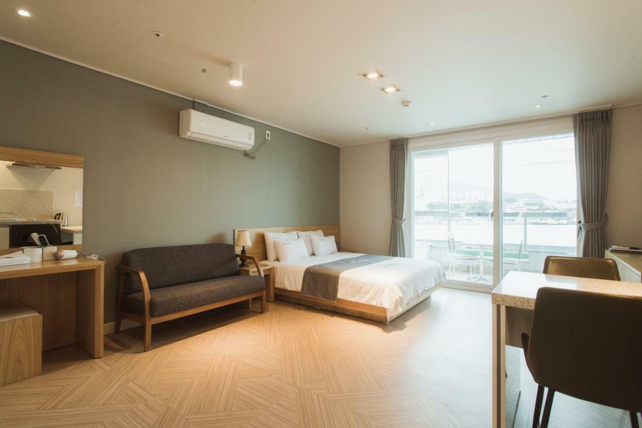 Lium Spa Hostel Yeosu Esterno foto